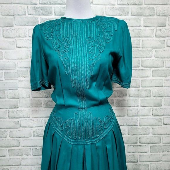 Vintage 80s Sarah Elizabeth Green Embroidery Secretary Midi Dress Short Sleeves - Picture 4 of 10